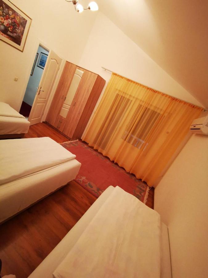 Private Riverside Villa Silvia Mostar Exterior photo