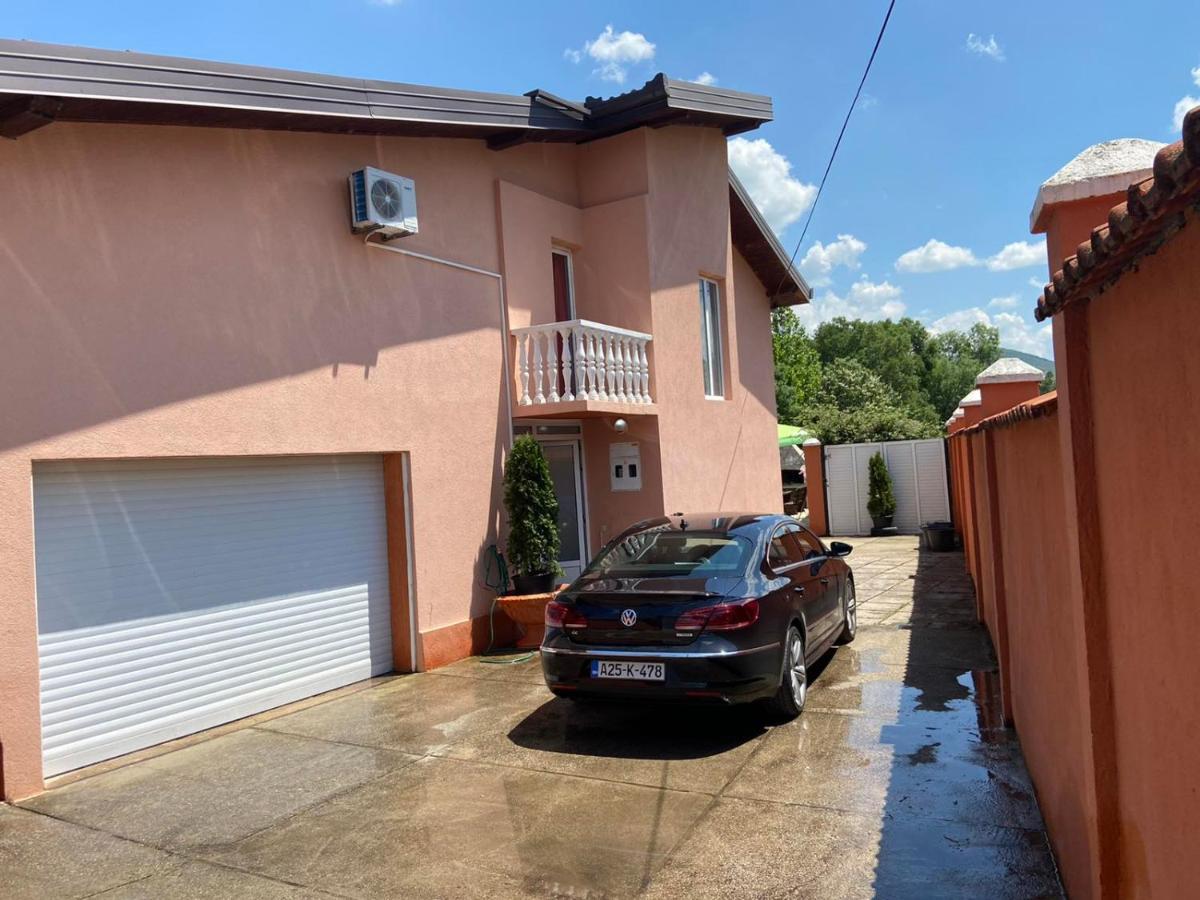 Private Riverside Villa Silvia Mostar Exterior photo